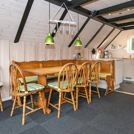 Tranquil Thatched On Romo-by Traum *