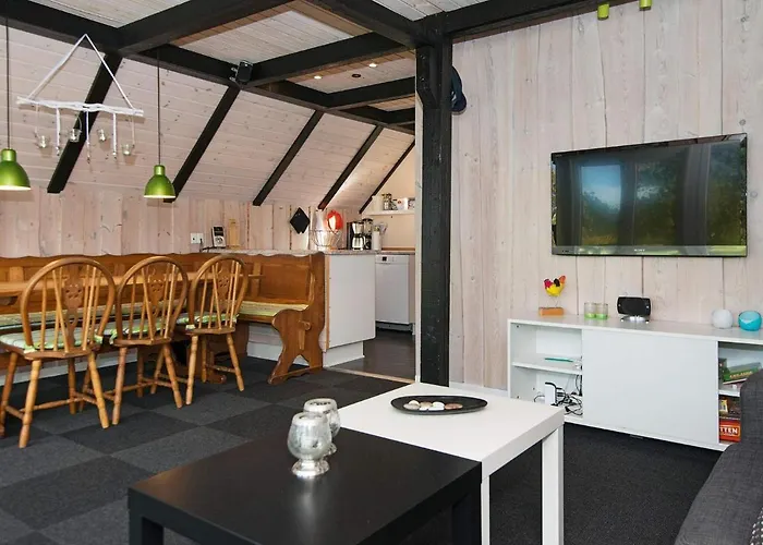 Tranquil Thatched On Romo-by Traum Toftum (Syddanmark)